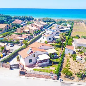 Vacanze Mare Nostrum - In Front Of The With Pool Holiday home